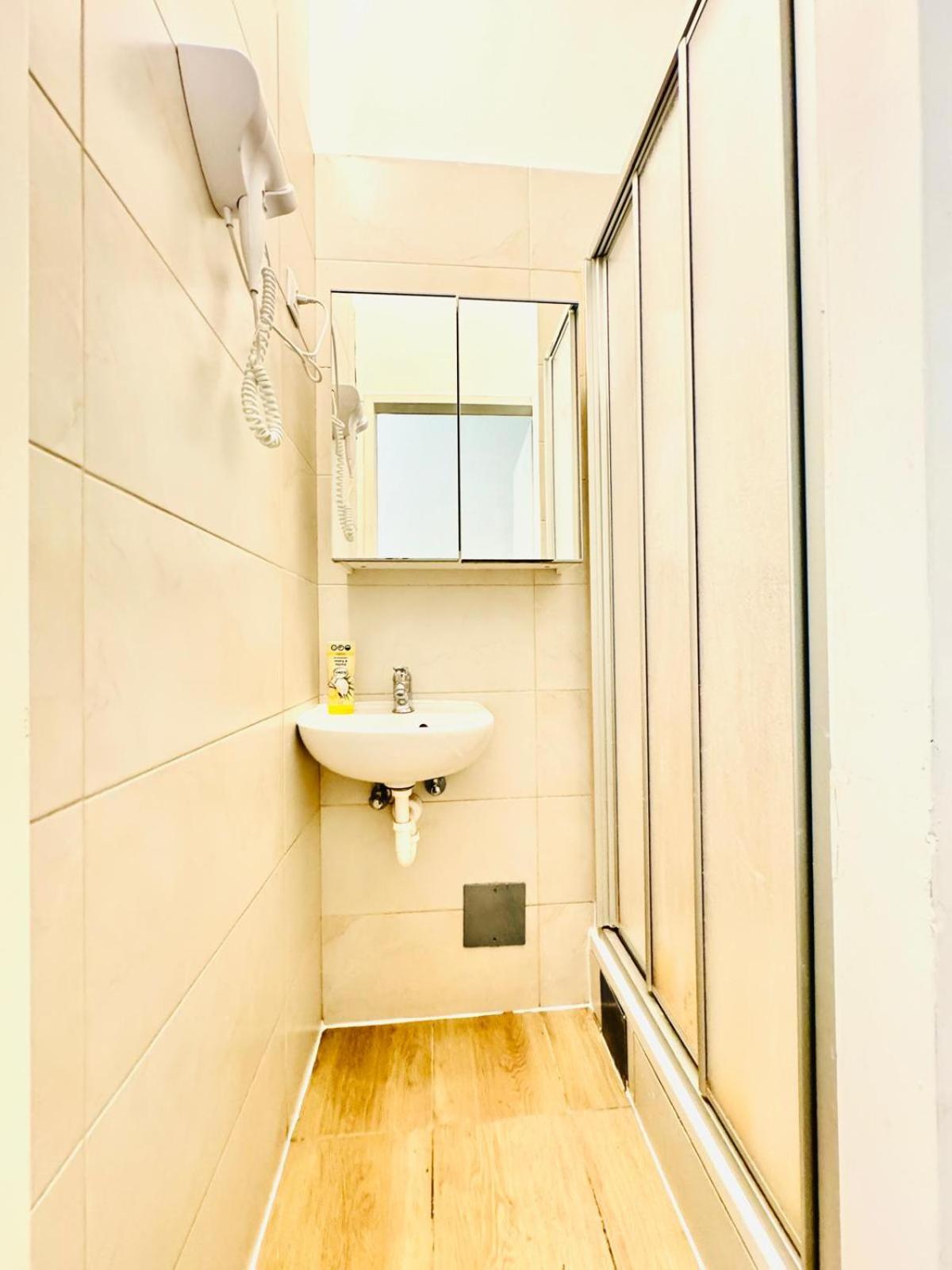 4br In A Shared Apt, 10 Min To Fac Platz * Vienne